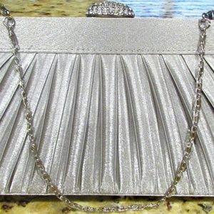 Beautiful Evening Clutch with Removable Chain